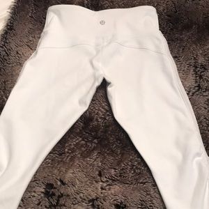Size 4 White cropped Lululemon leggings